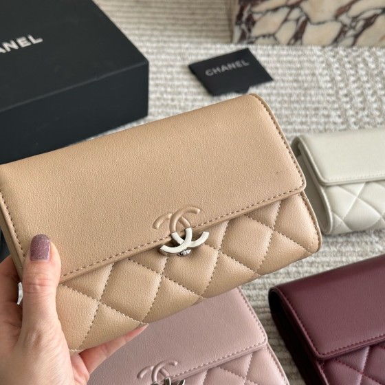 2025 Hot Women's FashionBag Satchel Cross BodyBag Leather Shoulder