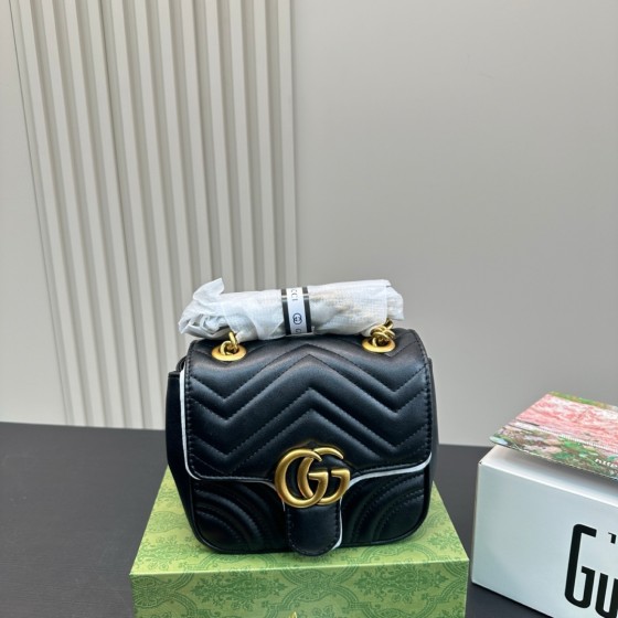 2025 Hot Women's FashionBag Satchel Cross BodyBag Leather Shoulder