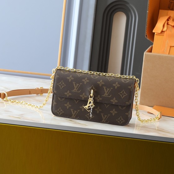 2025 Hot Women's FashionBag Satchel Cross BodyBag Leather Shoulder