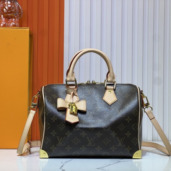 2025 Hot Women's FashionBag Satchel Cross BodyBag Leather Shoulder