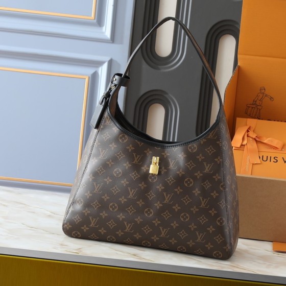 2025 Hot Women's FashionBag Satchel Cross BodyBag Leather Shoulder