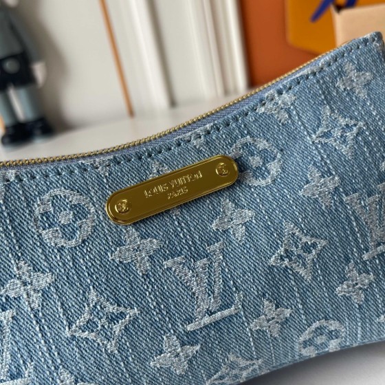 2025 Hot Women's FashionBag Satchel Cross BodyBag Leather Shoulder