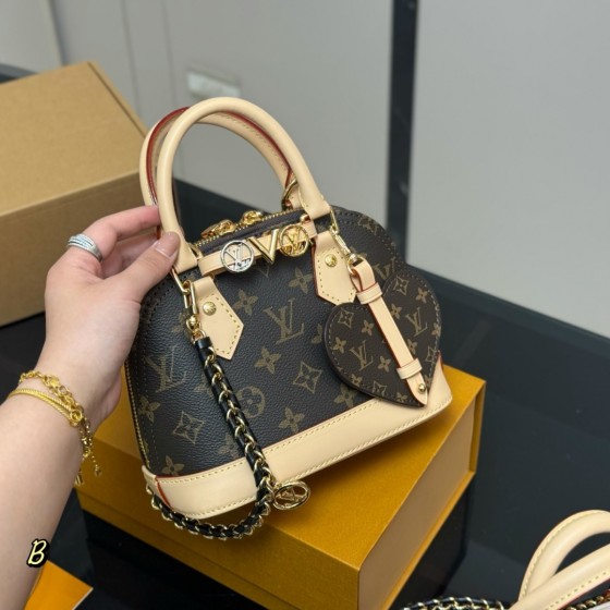 2025 Hot Women's FashionBag Satchel Cross BodyBag Leather Shoulder