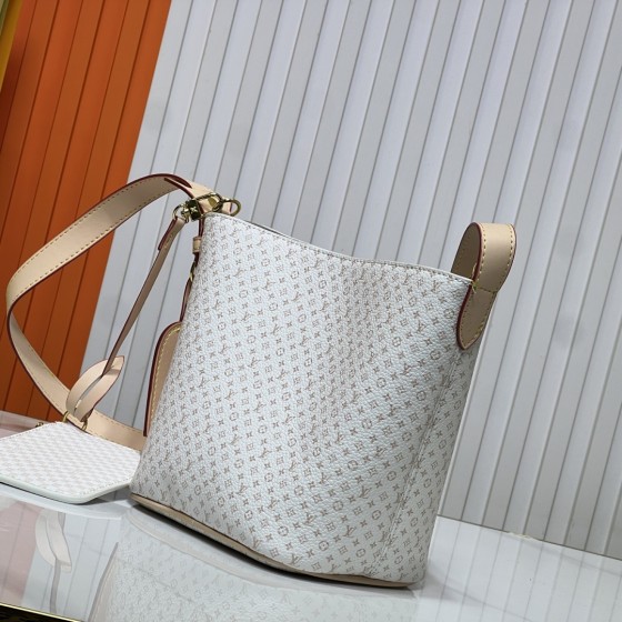 2025 Hot Women's FashionBag Satchel Cross BodyBag Leather Shoulder