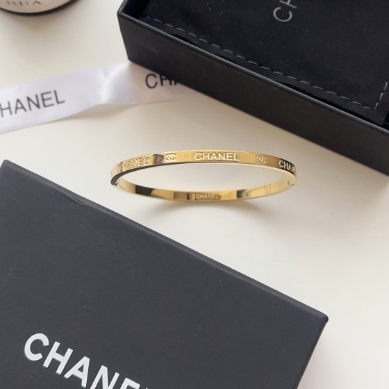 2025 New Styles Women's Fashion Jewelry Accessories,Brandbracelet Designed for Love and Witnessing Sweet Moments