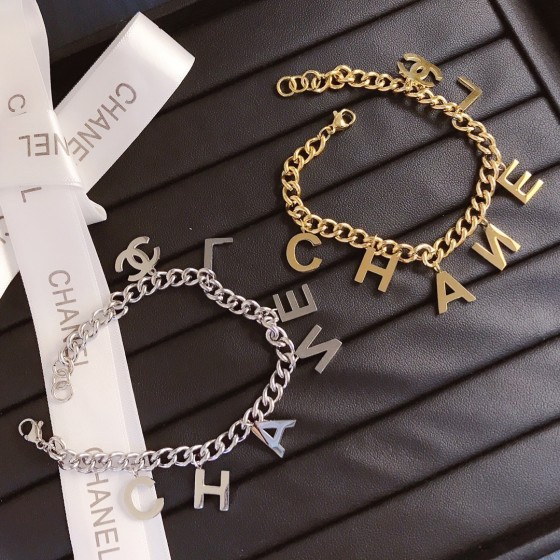 2025 New Styles Women's Fashion Jewelry Accessories,Brandbracelet Designed for Love and Witnessing Sweet Moments