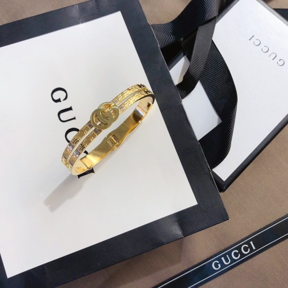 2025 New Styles Women's Fashion Jewelry Accessories, Brandbracelet Designed for Love and Witnessing Sweet Moments