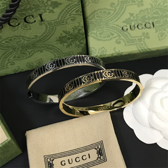 2025 New Styles Women's Fashion Jewelry Accessories, Brandbracelet Designed for Love and Witnessing Sweet Moments