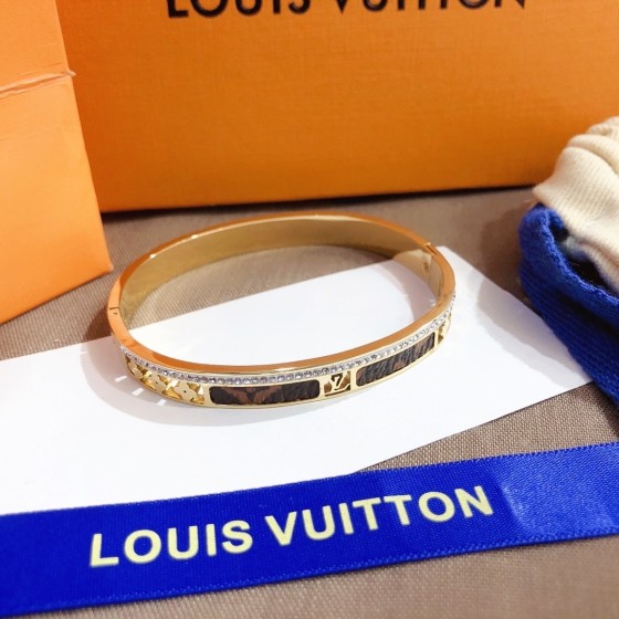 2025 New Styles Women's Fashion Jewelry Accessories,Brandbracelet Designed for Love and Witnessing Sweet Moments