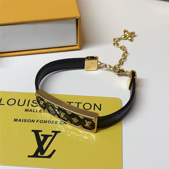 2025 New Styles Women's Fashion Jewelry Accessories,Brandbracelet Designed for Love and Witnessing Sweet Moments