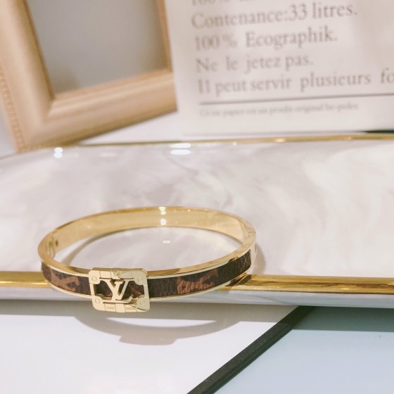 2025 New Styles Women's Fashion Jewelry Accessories,Brandbracelet Designed for Love and Witnessing Sweet Moments