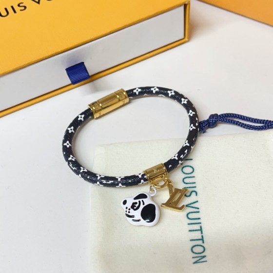 2025 New Styles Women's Fashion Jewelry Accessories,Brandbracelet Designed for Love and Witnessing Sweet Moments