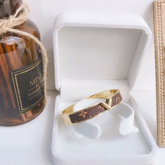 2025 New Styles Women's Fashion Jewelry Accessories,Brandbracelet Designed for Love and Witnessing Sweet Moments