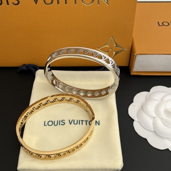 2025 New Styles Women's Fashion Jewelry Accessories,Brandbracelet Designed for Love and Witnessing Sweet Moments