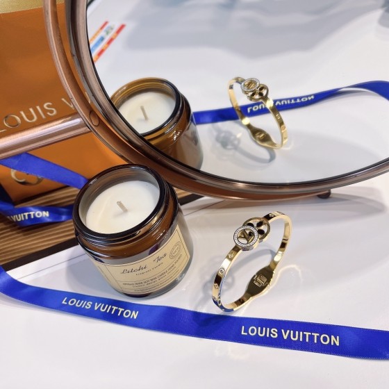 2025 New Styles Women's Fashion Jewelry Accessories,Brandbracelet Designed for Love and Witnessing Sweet Moments