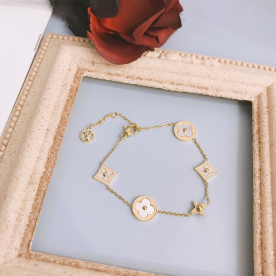 2025 New Styles Women's Fashion Jewelry Accessories,Brandbracelet Designed for Love and Witnessing Sweet Moments