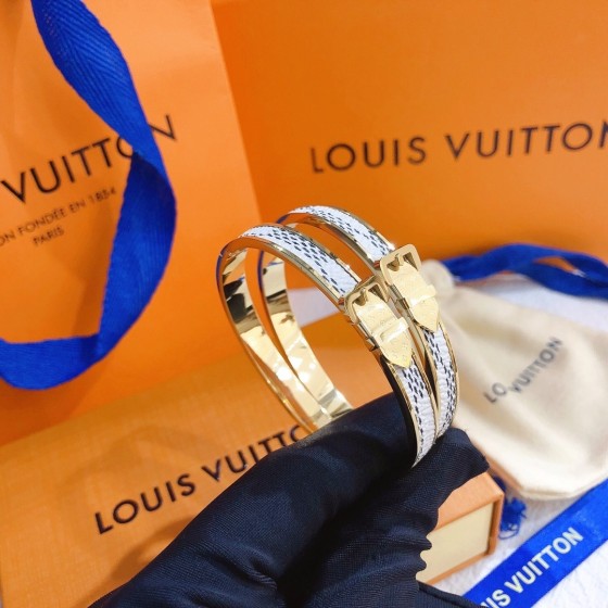 2025 New Styles Women's Fashion Jewelry Accessories,Brandbracelet Designed for Love and Witnessing Sweet Moments