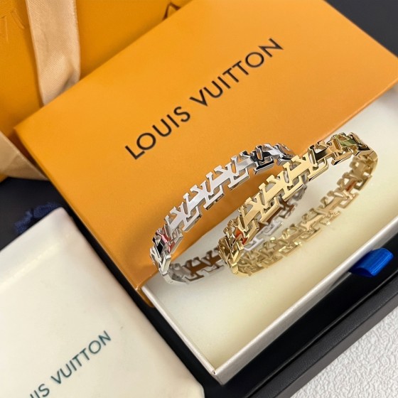 2025 New Styles Women's Fashion Jewelry Accessories,Brandbracelet Designed for Love and Witnessing Sweet Moments