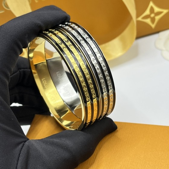 2025 New Styles Women's Fashion Jewelry Accessories,Brandbracelet Designed for Love and Witnessing Sweet Moments