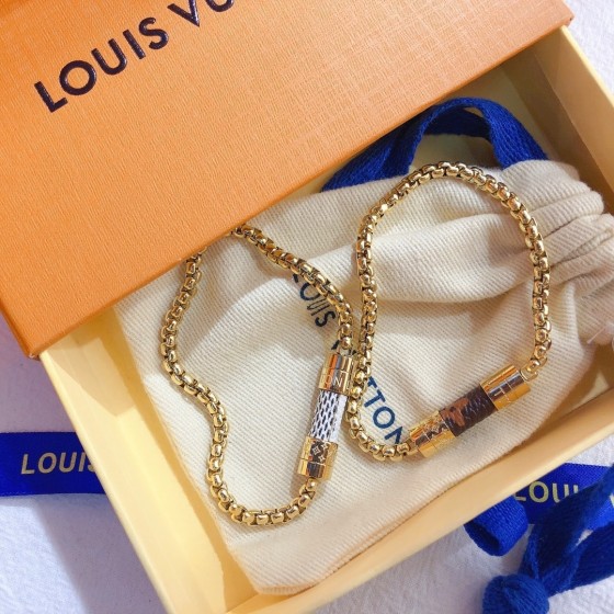 2025 New Styles Women's Fashion Jewelry Accessories,Brandbracelet Designed for Love and Witnessing Sweet Moments