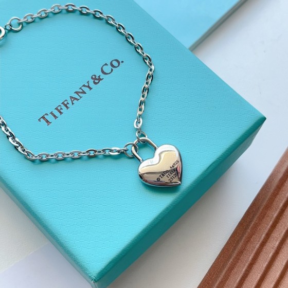 2025 New Styles Women's Fashion Jewelry Accessories,Brandbracelet Designed for Love and Witnessing Sweet Moments