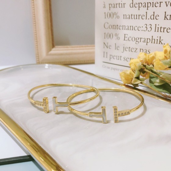 2025 New Styles Women's Fashion Jewelry Accessories,Brandbracelet Designed for Love and Witnessing Sweet Moments