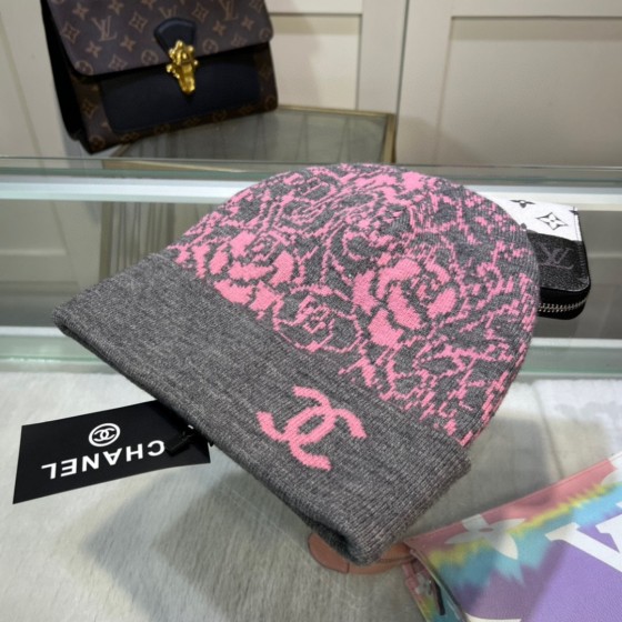 Versatile wool hats from trendy brands - for men/women, keeping warm and cold-proof