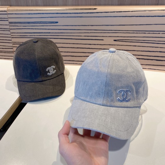 Logo-Printed Baseball Cap for Outdoor Activities - Sun Protection & Breathable Design