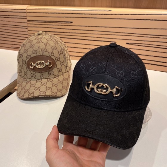 Logo-Printed Baseball Cap for Outdoor Activities - Sun Protection & Breathable Design