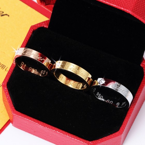 Exquisitely crafted high - quality rings, decorations for your fingertips
