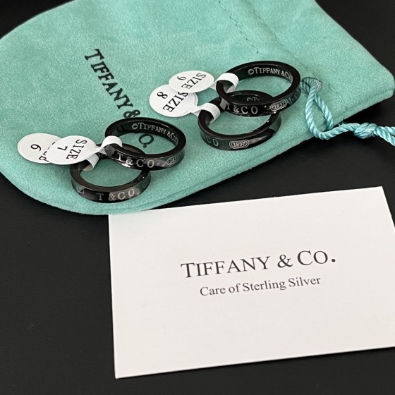 Exquisitely crafted high - quality rings, decorations for your fingertips