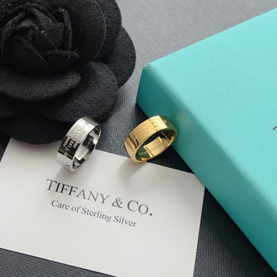 Exquisitely crafted high - quality rings, decorations for your fingertips