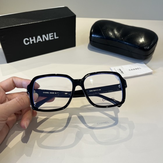 Men's and Women's Sunglasses - Fashionable High-UV Protect Beach Sunglasses - Vintage Fishing Glasses