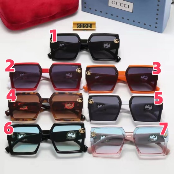 Men's and Women's Sunglasses - Fashionable High-UV Protect Beach Sunglasses - Vintage Fishing Glasses