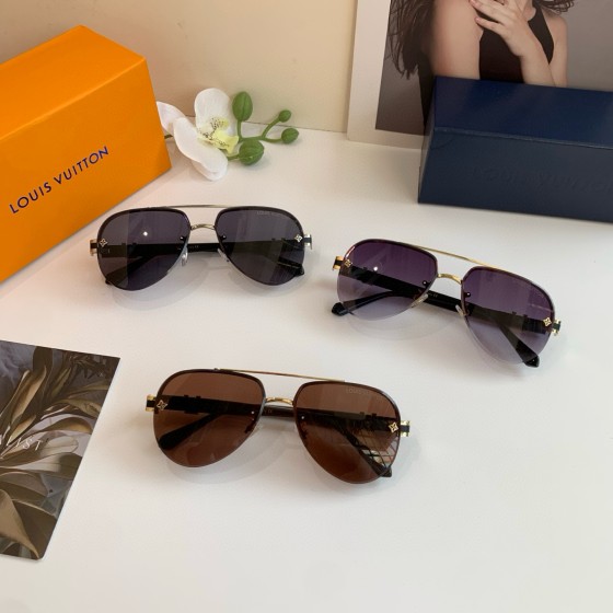 Men's and Women's Sunglasses - Fashionable High-UV Protect Beach Sunglasses - Vintage Fishing Glasses