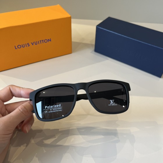 Men's and Women's Sunglasses - Fashionable High-UV Protect Beach Sunglasses - Vintage Fishing Glasses