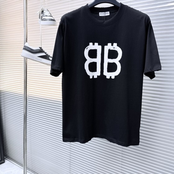 2025 Summer New Arrivals Latest Short Sleeves, Comfortable and Breathable to Wear, Complete with Three Labels