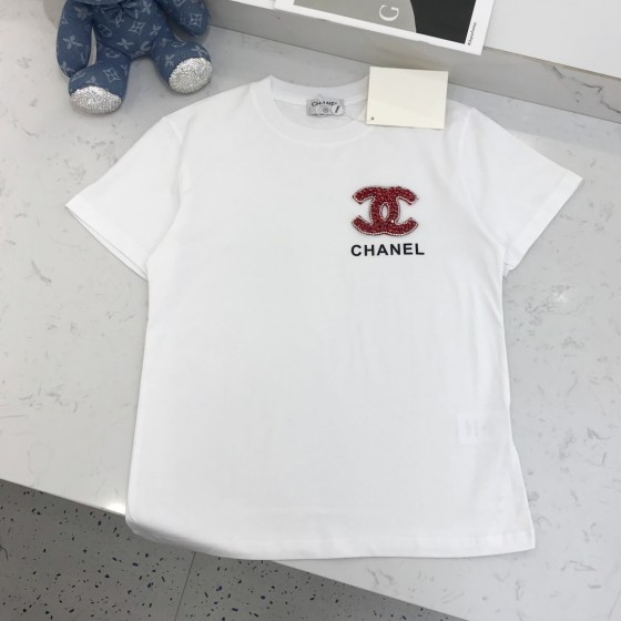 New arrivals in 2025! Summer clothes with round necks. Available in two colors, suitable for both men and women.