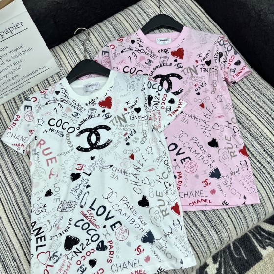 New arrivals in 2025! Summer clothes with round necks. Available in two colors, suitable for both men and women.