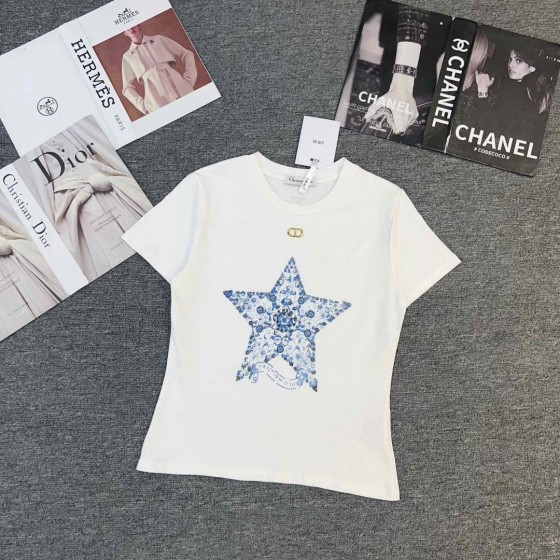 New arrivals in 2025! Summer clothes with round necks. Available in two colors, suitable for both men and women.