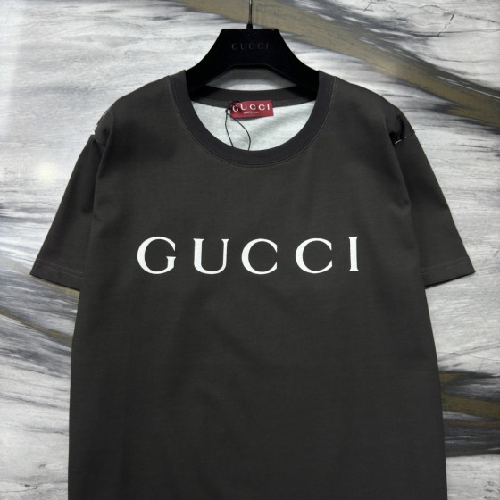 New arrivals in 2025! Summer clothes with round necks. Available in two colors, suitable for both men and women.