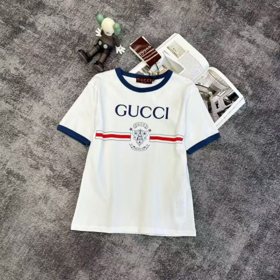 New arrivals in 2025! Summer clothes with round necks. Available in two colors, suitable for both men and women.