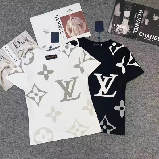 New arrivals in 2025! Summer clothes with round necks. Available in two colors, suitable for both men and women.