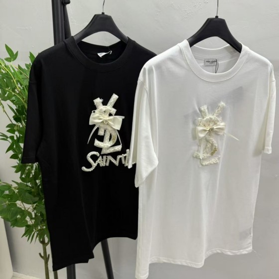 New arrivals in 2025! Summer clothes with round necks. Available in two colors, suitable for both men and women.