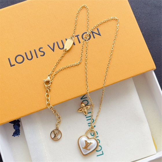 2025 New Exquisite Craftsmanship, Superior Quality, Stylish and Trendy Necklaces