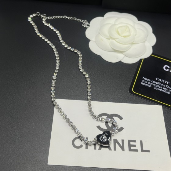 2025 New Exquisite Craftsmanship, Superior Quality, Stylish and Trendy Necklaces