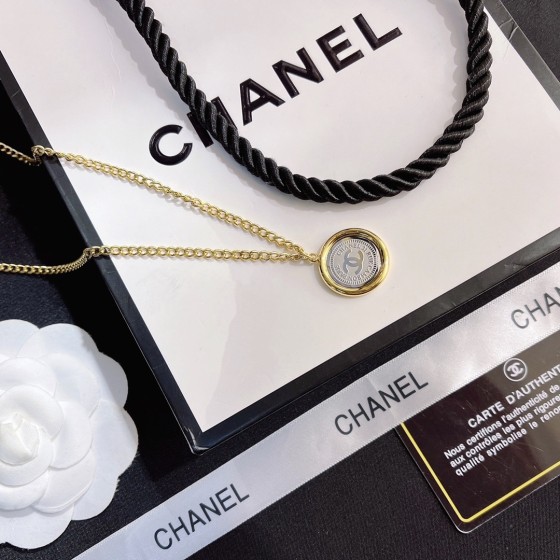 2025 New Exquisite Craftsmanship, Superior Quality, Stylish and Trendy Necklaces