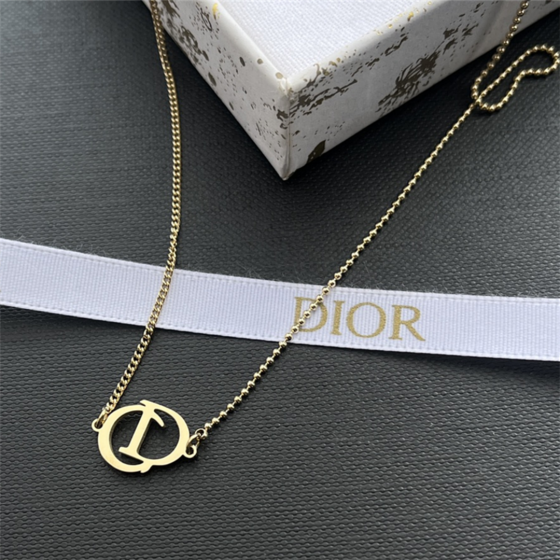 2025 New Exquisite Craftsmanship, Superior Quality, Stylish and Trendy Necklaces