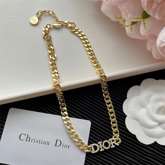 2025 New Exquisite Craftsmanship, Superior Quality, Stylish and Trendy Necklaces