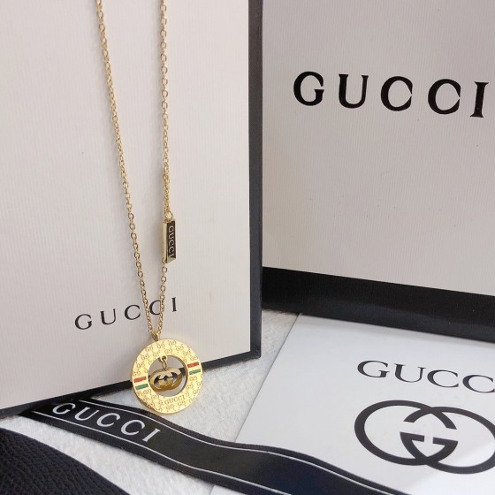 2025 年新款项链，工艺精湛，品质上乘，时尚潮流